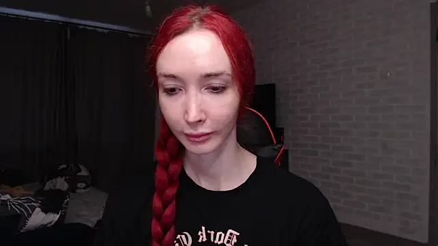 צ'אט XXX בשידור חי של Roxy_Silver