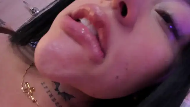 ViolettaHotLatin_'s Live XXX Chat
