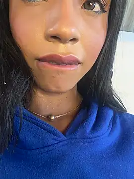 צ'אט XXX בשידור חי של xenia_golden