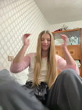 XXX chat uživo modela adel_secret