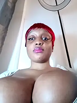 Busty_Bambi's Webcam Show