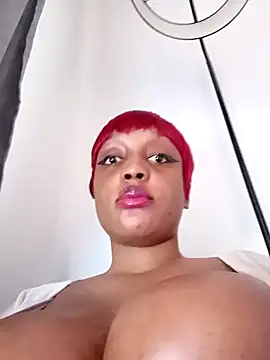 Busty_Bambi's Live XXX Chat