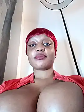 Busty_Bambi's Webcam Show