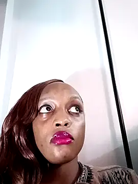 Busty_Bambi's Live XXX Chat