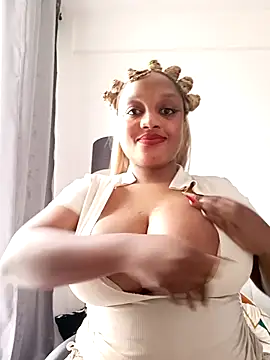 Busty_Bambi's Webcam Show