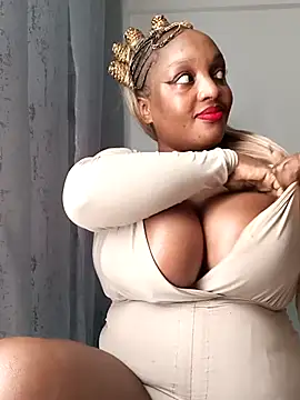 Busty_Bambi 라이브 XXX 채팅