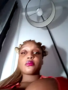 Busty_Bambi's Webcam Show