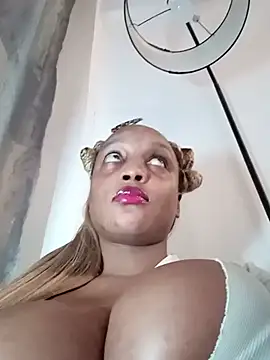 Busty_Bambi's Webcam Show