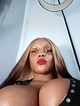 Busty_Bambi's Webcam Show