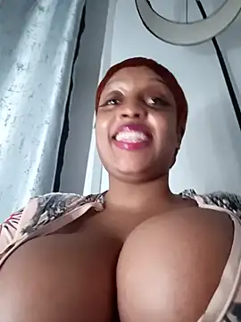 Busty_Bambin Webbikameraesitys