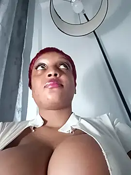 Busty_Bambin Webbikameraesitys