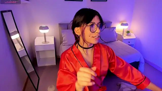 Violetta_Nur Adlı Modelin Canlı XXX Sohbeti