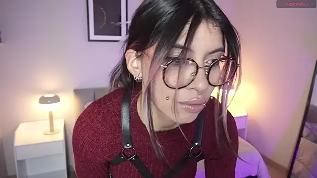 Violetta_NurのライブXXXチャット