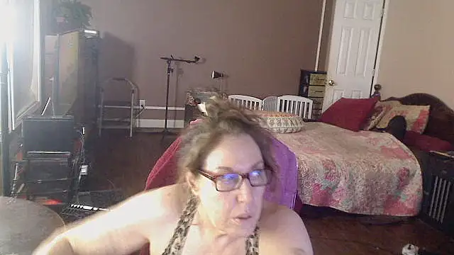 Ireallysquirt Live XXX-Chat