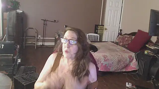 Ireallysquirt Chat XXX live