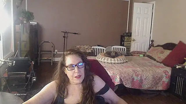 Ireallysquirt's Webcam Show