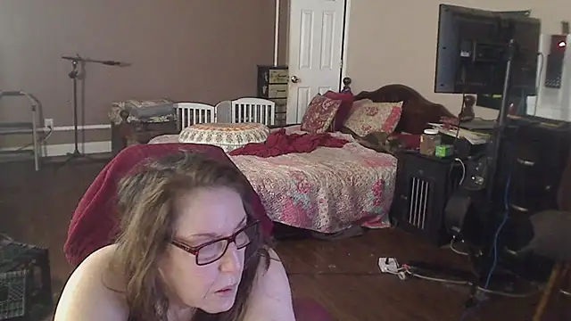 Ireallysquirt's Webcam Show