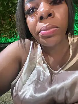 Idiris_big's Webcam Show