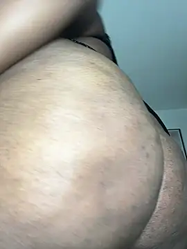 Idiris_big – webcam-show