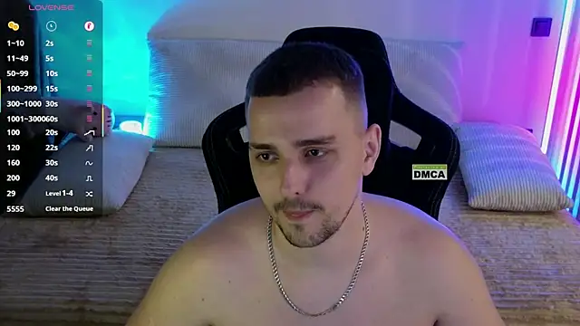 Show modela Larstar01 na web-kameri