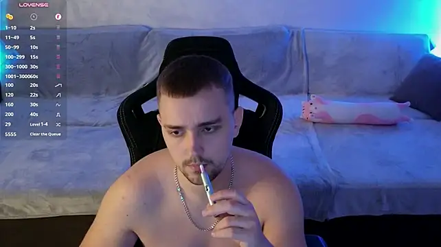 Larstar01 Webcam show