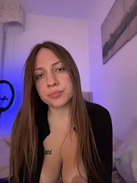 Sashabunny Adlı Modelin Canlı XXX Sohbeti