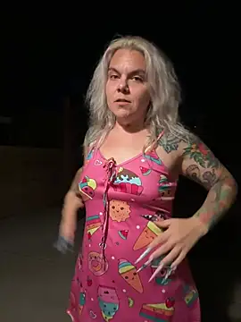 CherryBombBomb's Webcam Show
