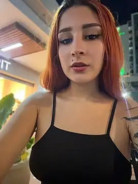 Mon_Cherry Adlı Modelin Canlı XXX Sohbeti