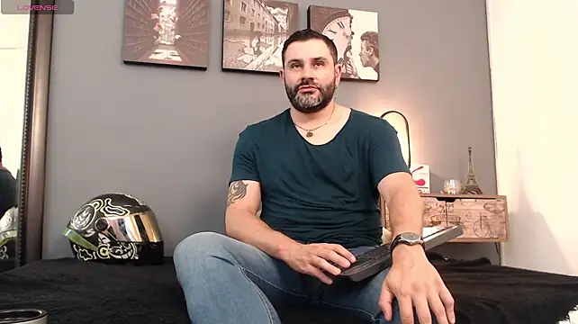 jonasbeards' Live XXX Chat