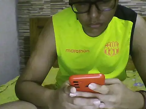 kiol45ty Show in webcam