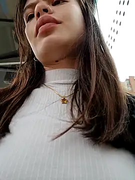 _Isabella-7 在線直播表演