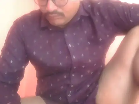 naughtymike0007 webcam show