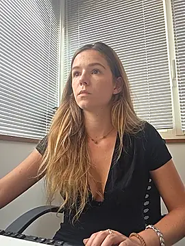 lucie_mehott webcam show