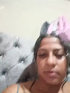 Giselabrunette25 现场XXX聊天