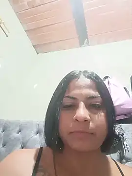 Živý XXX chat Giselabrunette25