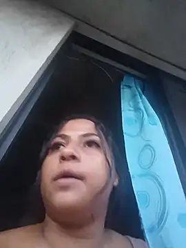 Giselabrunette25 Adlı Modelin Canlı XXX Sohbeti