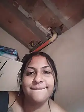 Giselabrunette25's Live XXX Chat