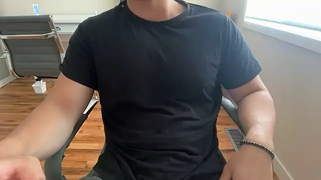 jungcock3210 Show Webcam
