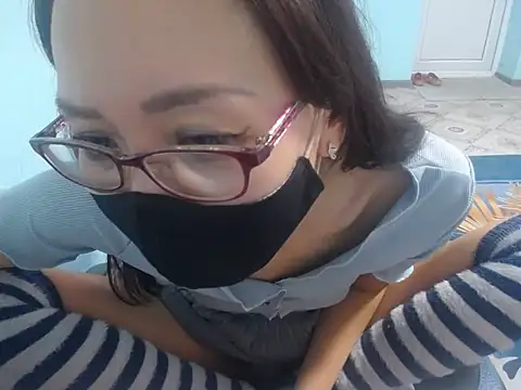 Czat XXX na żywo – elllaaxx