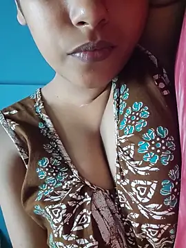 sexyindi_couple: онлайн-секс-чат