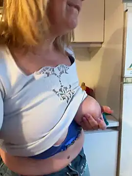 Sunbelxx Show in webcam