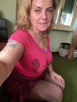 Sunbelxx Show in webcam