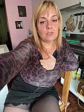ElySun_ Show in webcam