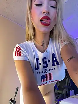 MollyCruz live XXX chat