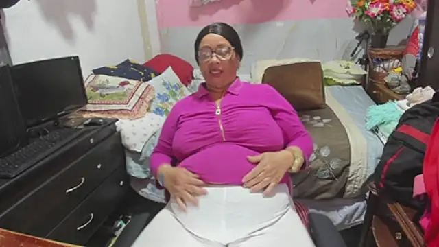 Mrs_mommy_ Webcamshow