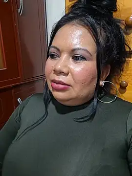 Chat +18 de Camila0408 ao vivo