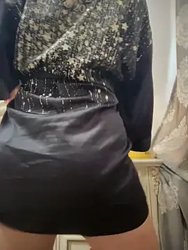 HotXMom_ Obrolan Langsung XXX