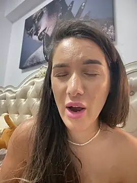 HotXMom_ Adlı Modelin Web Kamerası Şovu