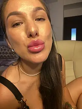 HotXMom_ Webcam show