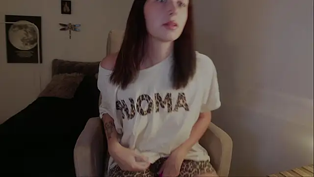 צ'אט XXX בשידור חי של -Melina